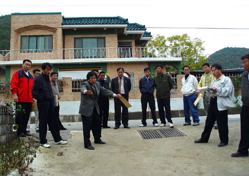 건설특위활동( 2002. 10. 14 - 10. 28 )