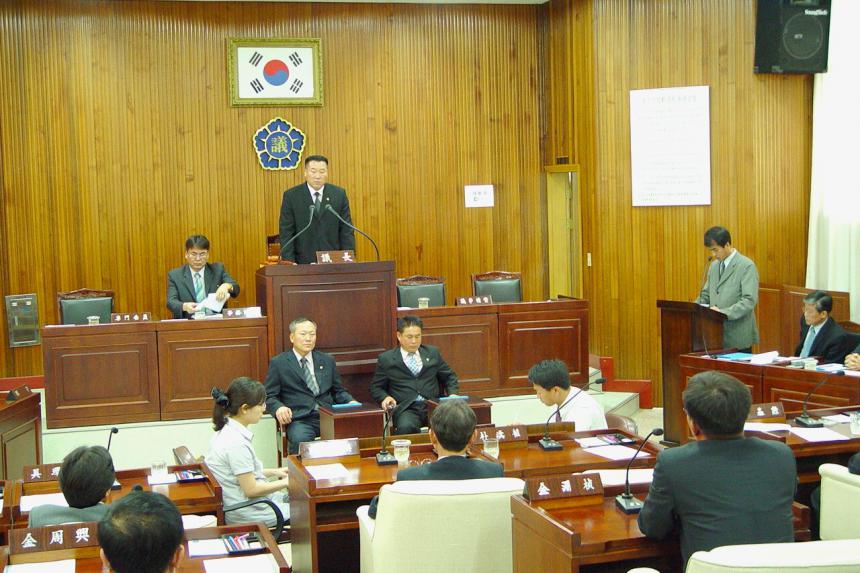 제147회 보은군의회 임시회 - 의장.부의장 선출 ( 2004. 7. 8 )